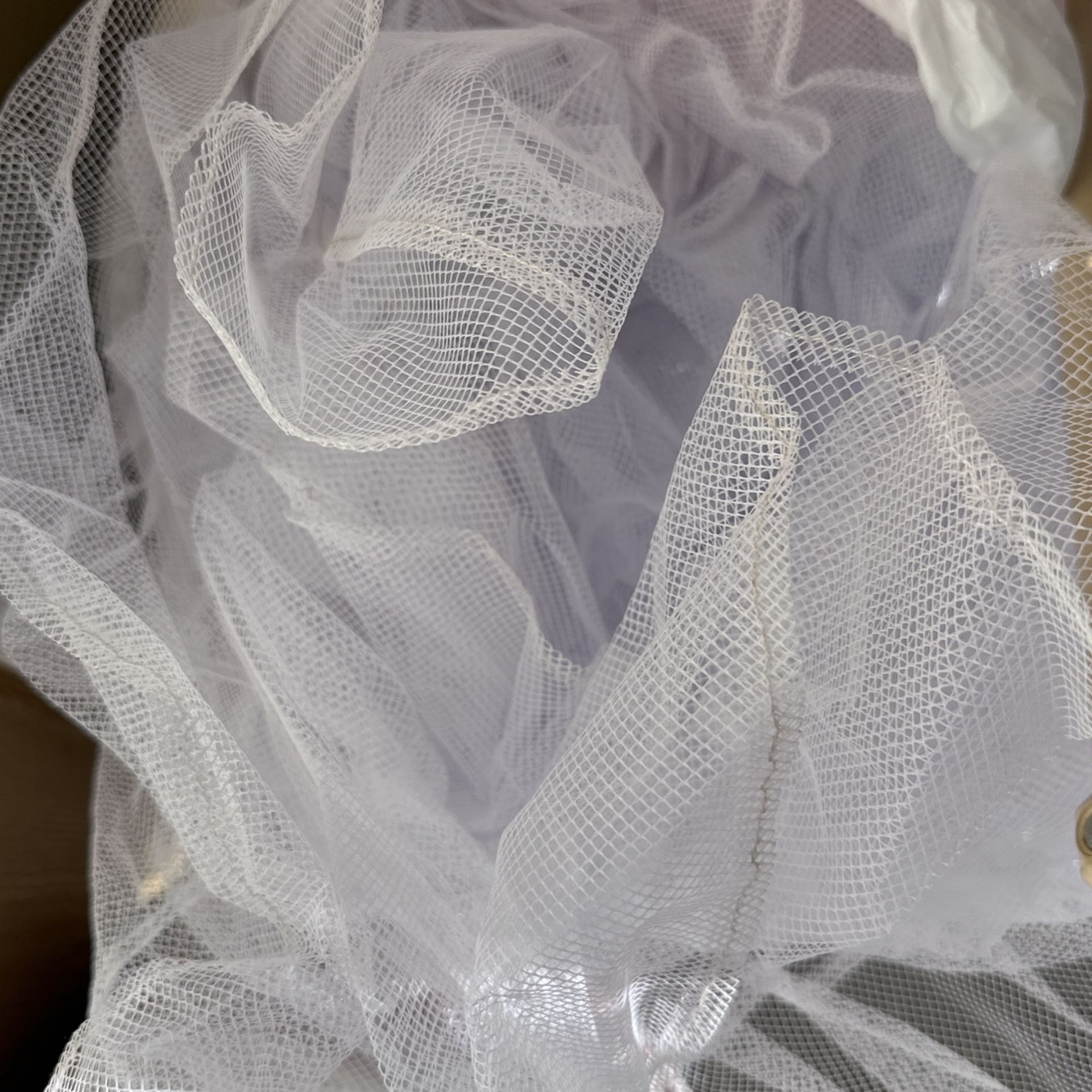 crinoline skirt (crinolina)