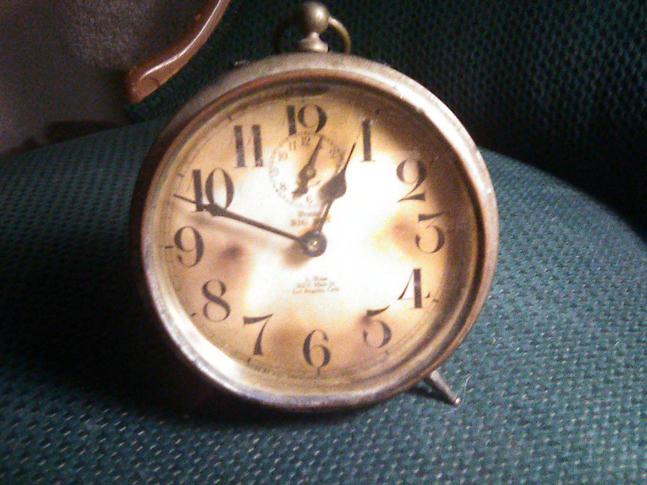 Vintage big Ben wind-up alarm clock