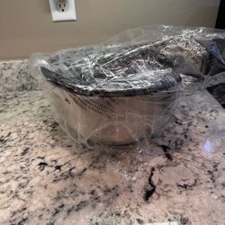 Pampered chef stainless bowl 6 liters