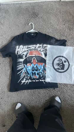 hellstar shirt(size M)