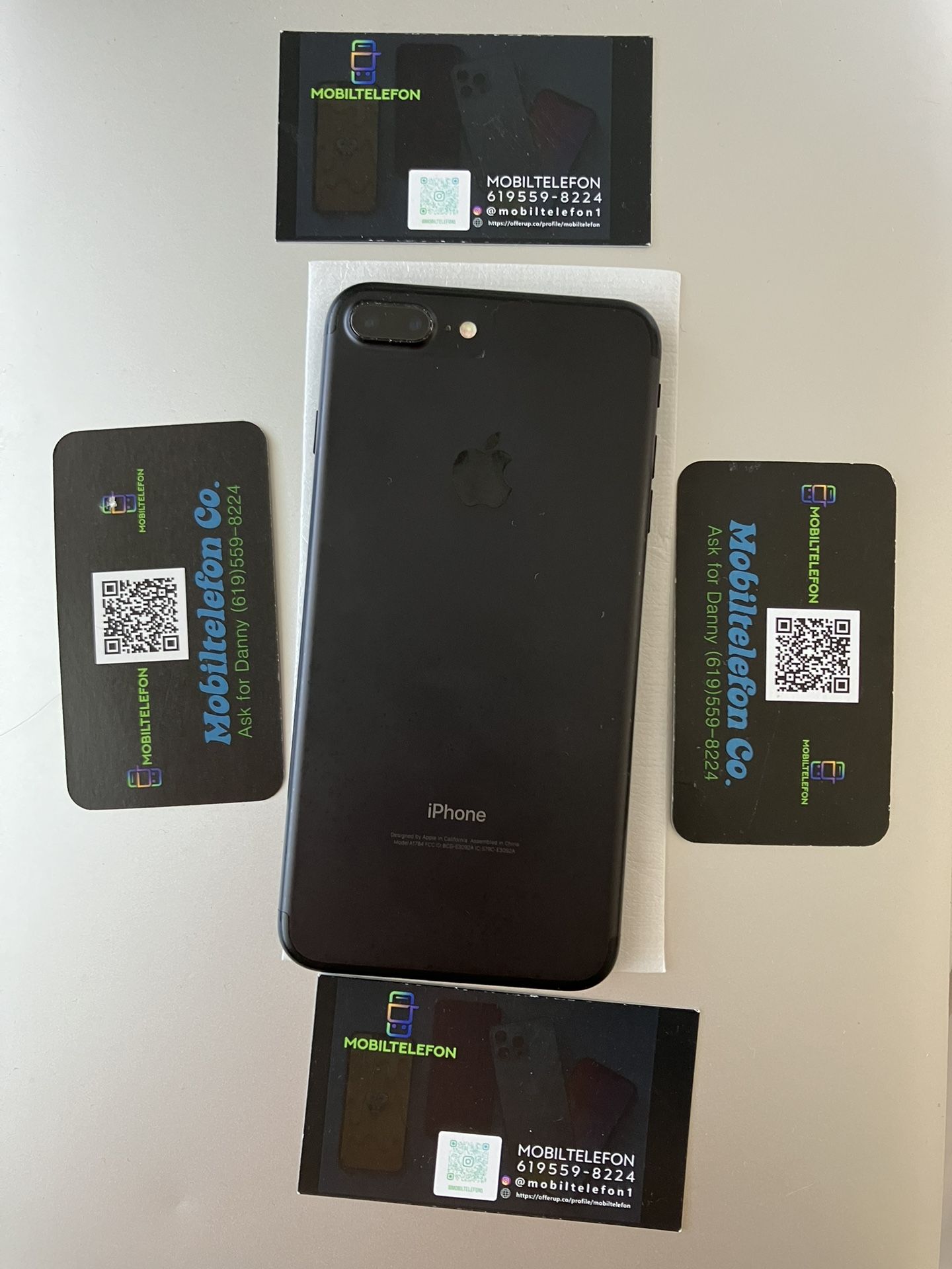 Iphone 7+ Plus 128GB ANY CARRIER UNLOCKED BLACK