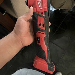 Milwaukee New Multitool 18M Fuel