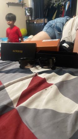 They are Ausquqi glasses