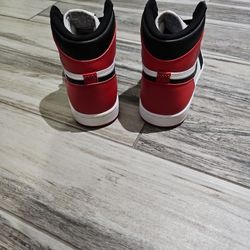 Jordan 1 Black Toe