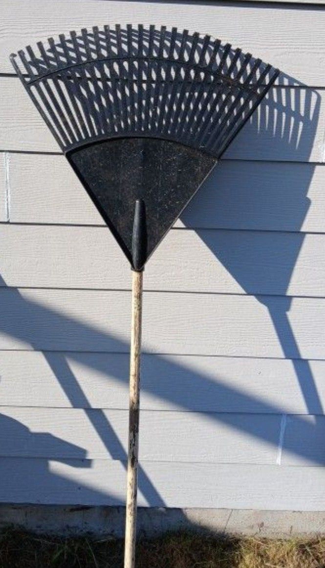 Grass Rake $5
