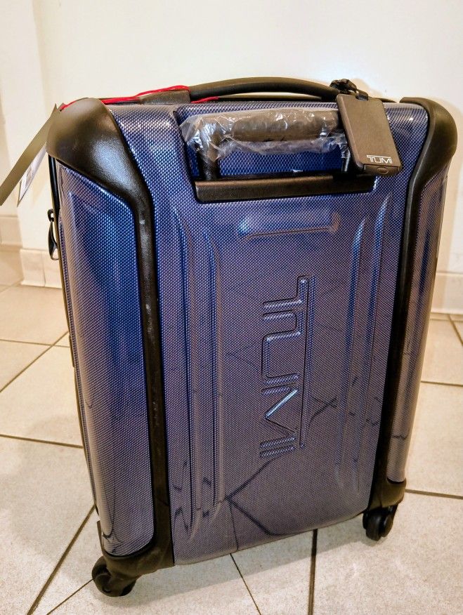 Tumi Vapor 22” International Carry-On Hardcase Spinner Luggage
