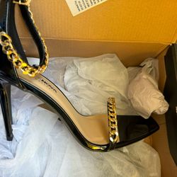 Fashion Nova Size 8 New Box 