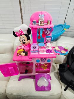 Minnie Mouse Play Kitchen With Playfood
