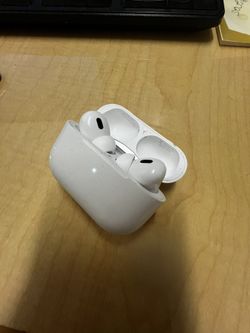 Apple AirPods Pro (2nd Generation)