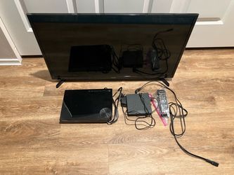 Samsung 32” TV, Samsung blue ray disc player and accessories