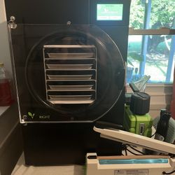 Harvest Right Freeze Dryer