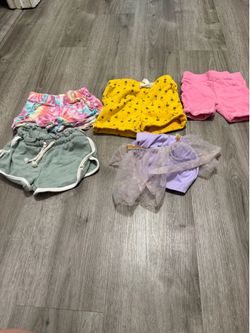 2/3 girl clothes and size 6 shoes