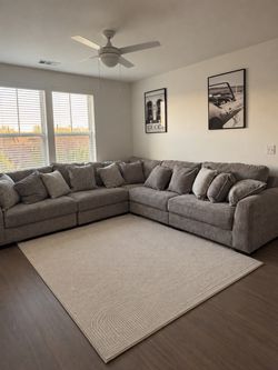 Couch sectional