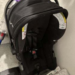 Nuna infant car seat with base