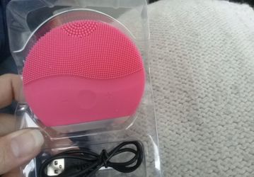 timeless facial cleansing brush OPEN BOX
