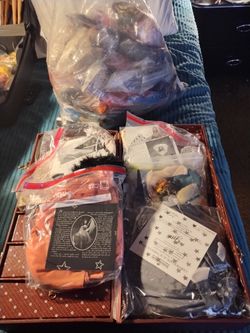 Ashton Drake GENE Marshall 50 Doll Outfits 