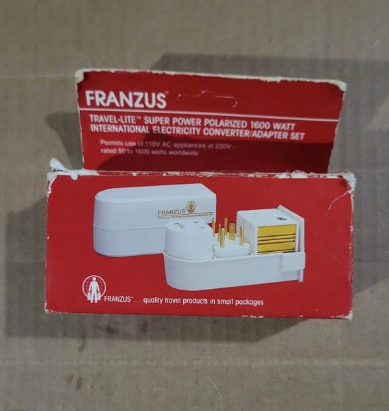 FRANZUS Travel-Lite International Electricity Converter/Adapter Set 1600 Watts
