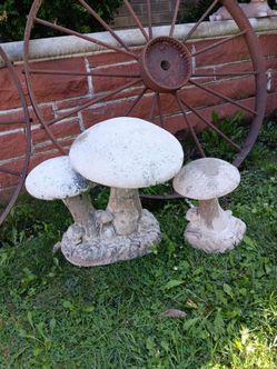 Heavy Solid Concrete  Mushroom Statuary Outdoor Garden Decor