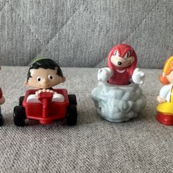 Vintage Little People Figurines Lot of 4