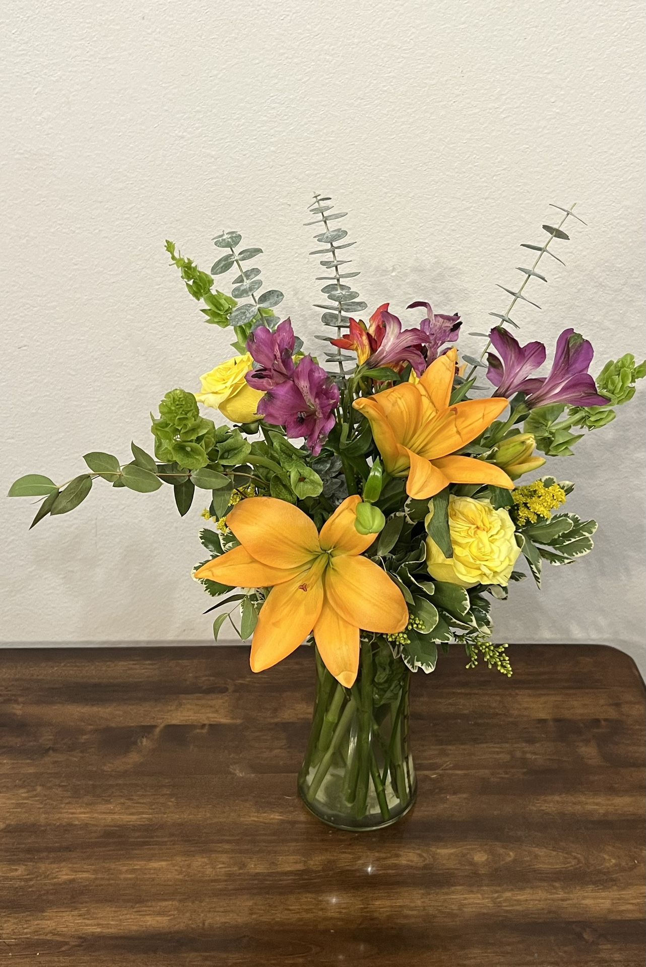Custom Flower Bouquets – Delivery Available!