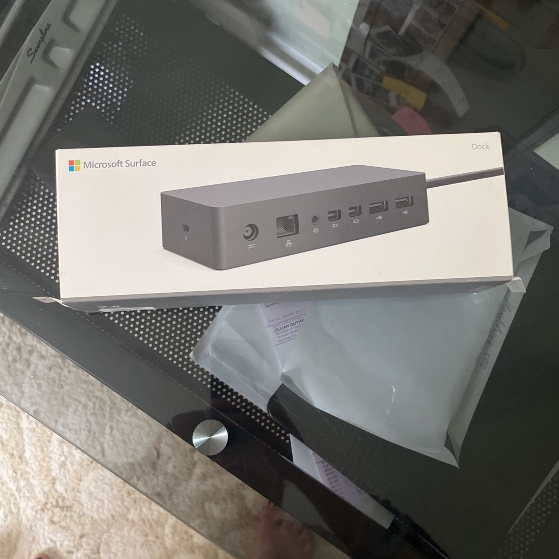 Microsoft surface dock