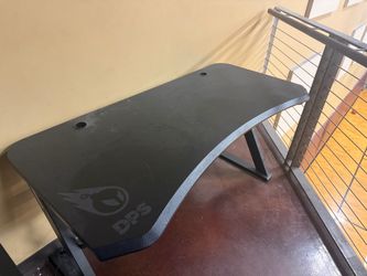 1-3 DPS Gaming RGB 60” desk