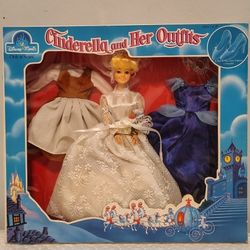 Vintage Disney Magic Cinderella and Her Outfits (1974)