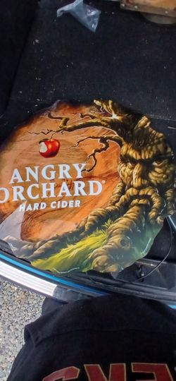3D Angry Orchard Bar Light OBO