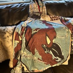 Spider-Man Men’s Hoodie Size M/L