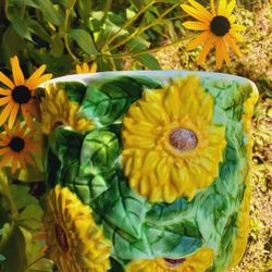 Sunflower Pot
