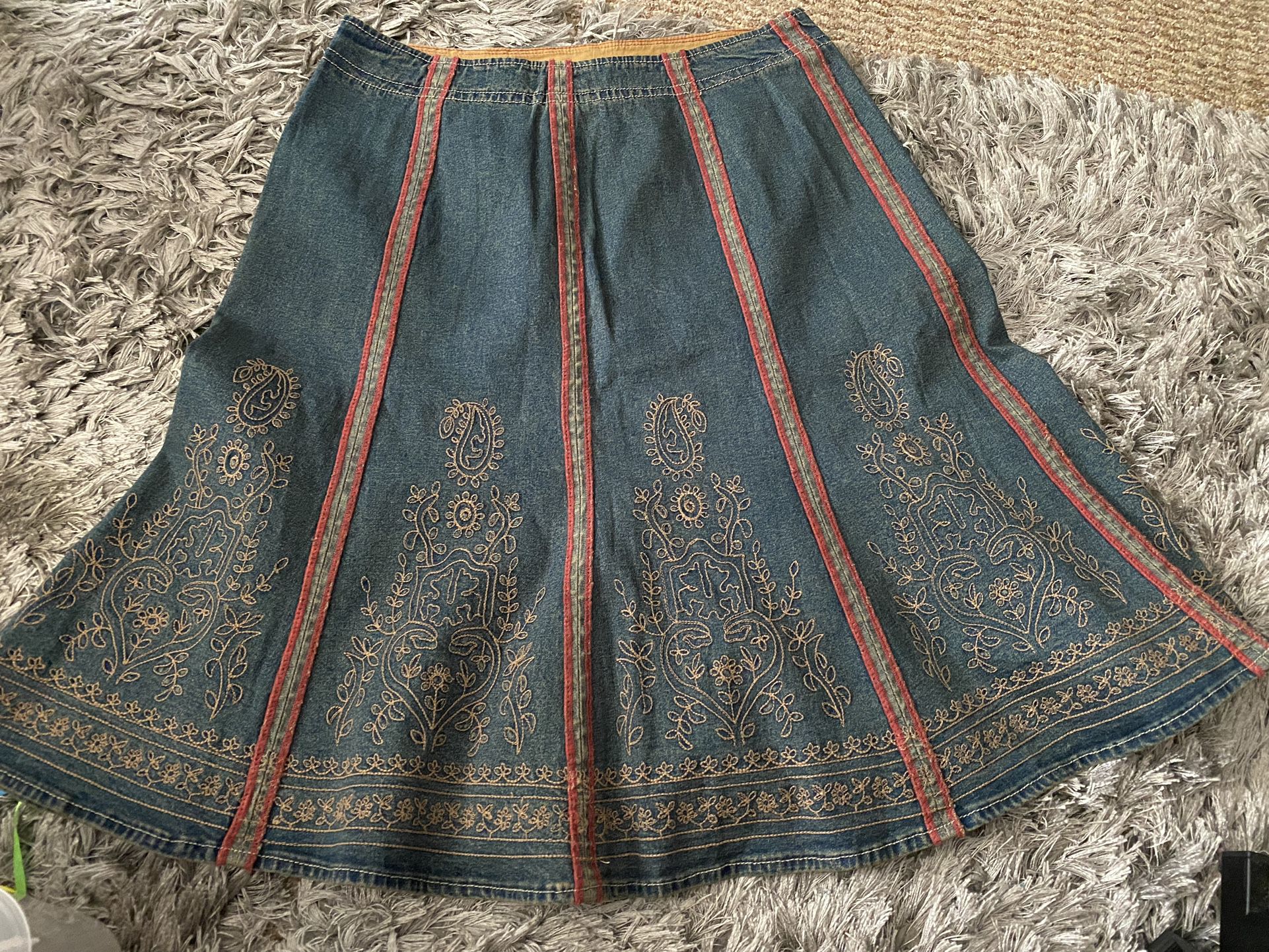 Embroidery Skirt Vintage 