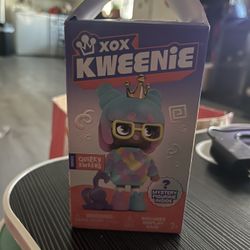 Xox Kweenie (quirky Kweens)