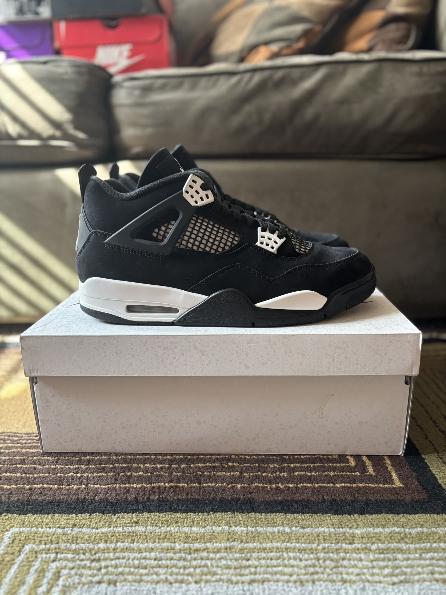 Jordan 4 White Thunder Size 12