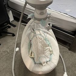 Fisher-Price® Sweet Snugapuppy™ Swing