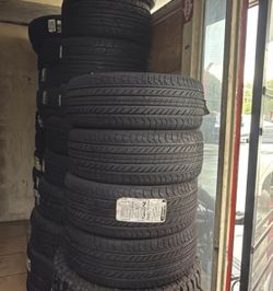225 60 17 Continental Brand New Set of 4