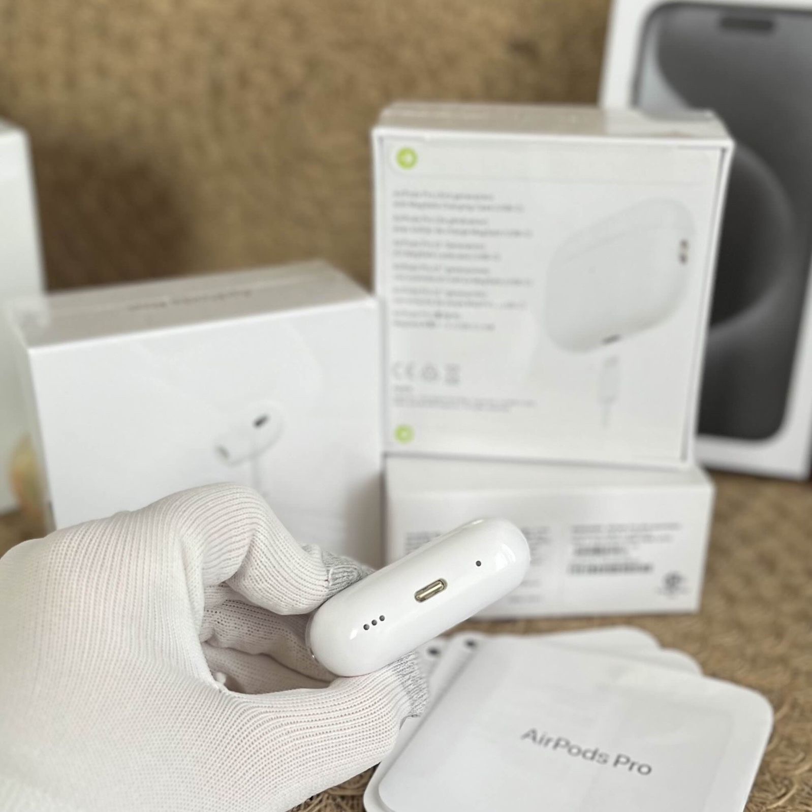 Airpods Pro 2 USB-C for Sale in Southaven, MS - OfferUp