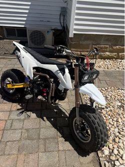 Pit bike
