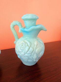 Avon Jadeite set