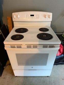 GE White Electric Coil Range Stove