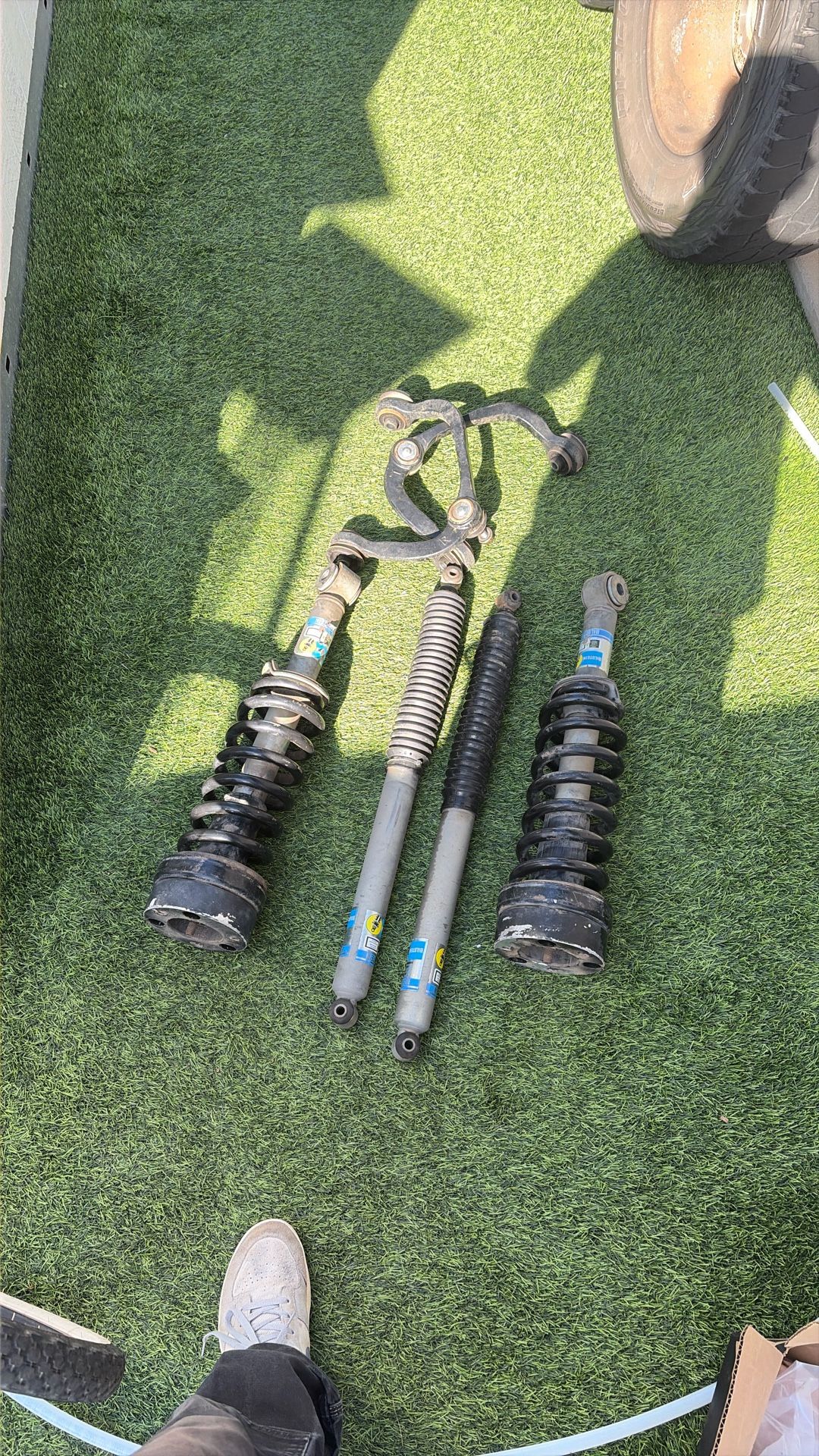 Beilstein5100 Series Front And Back Shock With Stock Upper Control Arms