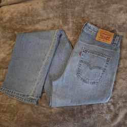 30x32 light-wash Levi's 514 regular straight 