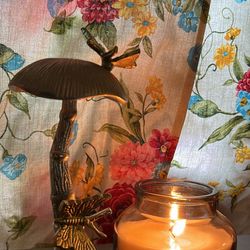 metal mushroom decor 