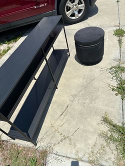 Black stand with soft black spinning seat