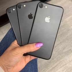 iPhone 7 32GB Unlocked 