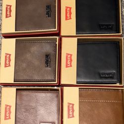 Levi Men’s Wallet