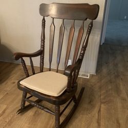 Solid Wood Rocking Chair