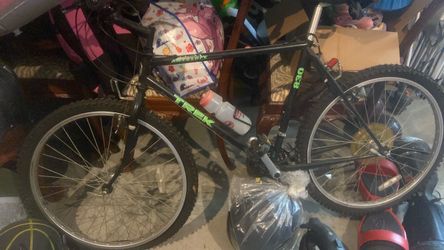Trek bike