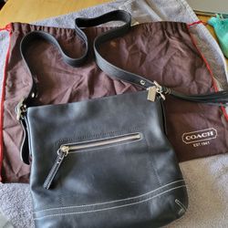 Coach Black Leather Purse 