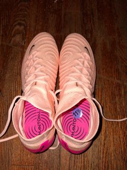 Nike Phantom Luna 2 Elite Soccer Cleats