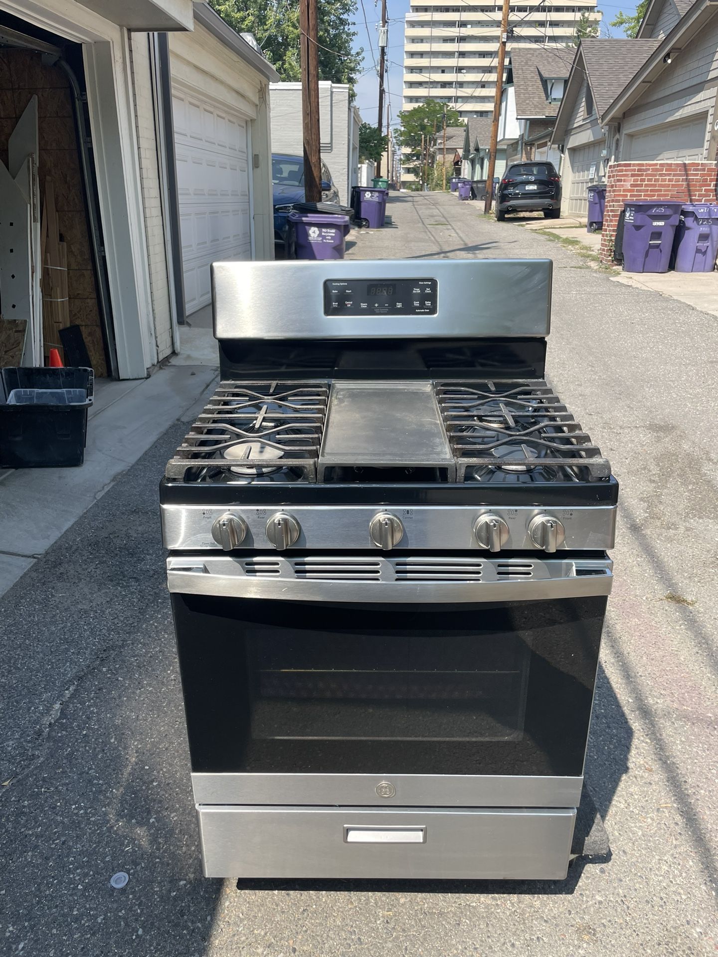GE Gas Stove, Great Condition 